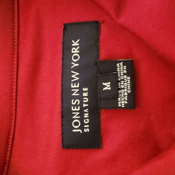 Jones New York Signature jacket/blazer size M. In excellent condition. - Picture 5 of 5